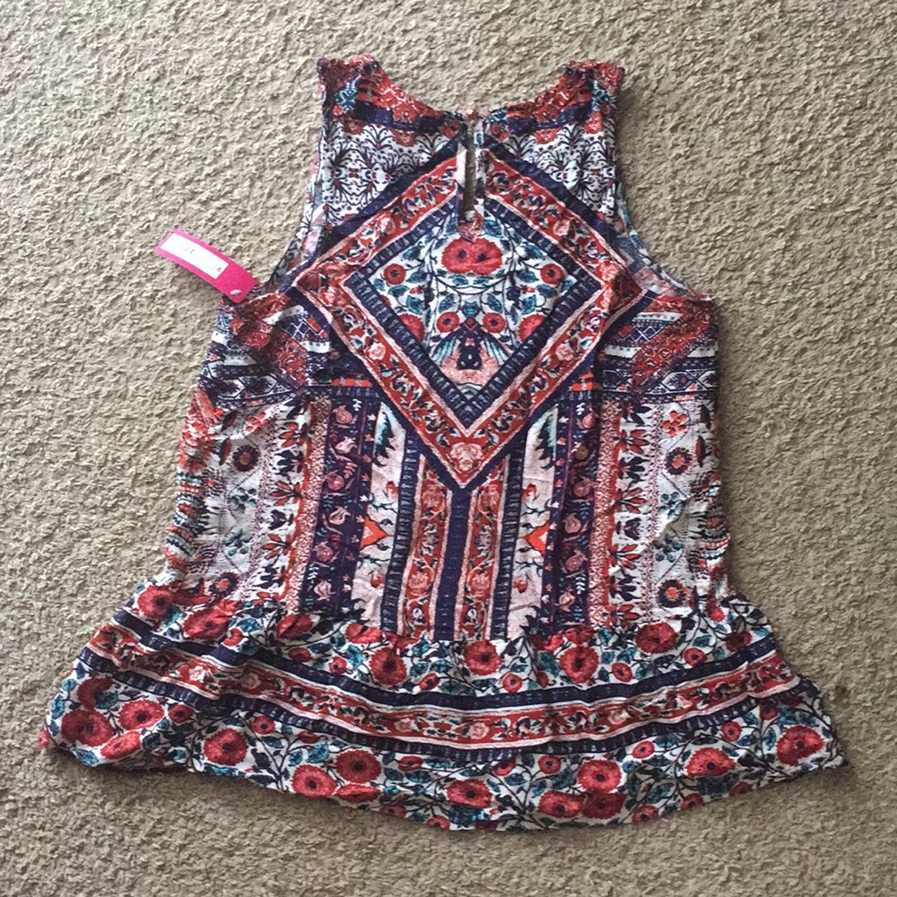 NWT Xhilaration tank top. Size M - Picture 3 of 3